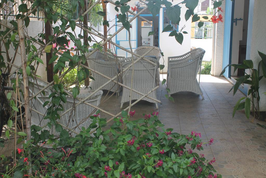 Auberge Miko Grand-Baie Exterior photo